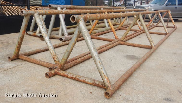 image for item HW9751 (4) pipe racks