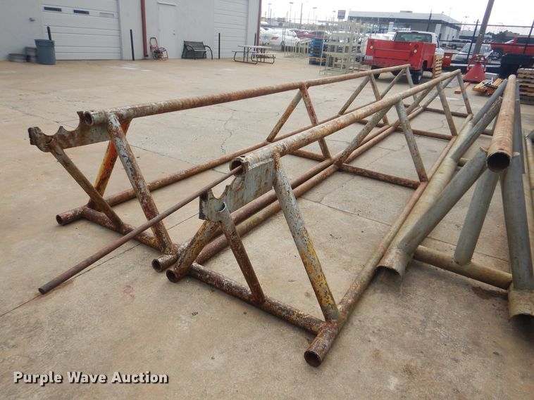 image for item HW9751 (4) pipe racks