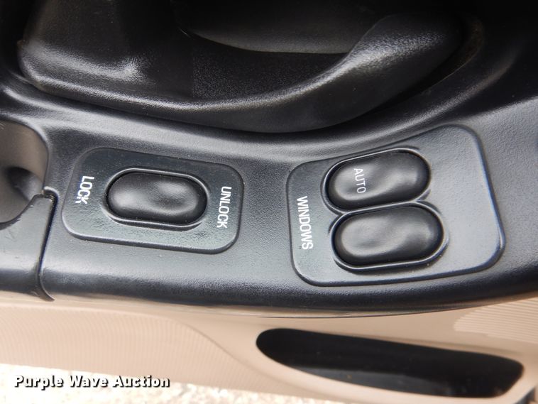 image for item HW9752 2001 Ford Ranger  SuperCab pickup truck