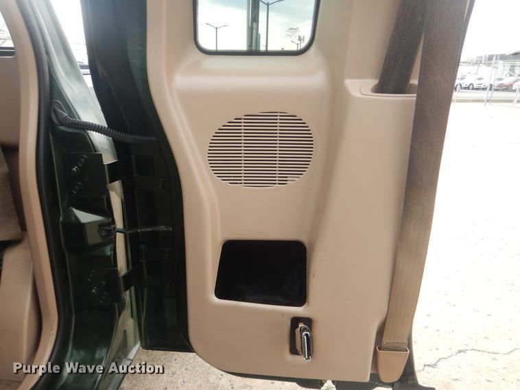 image for item HW9752 2001 Ford Ranger  SuperCab pickup truck