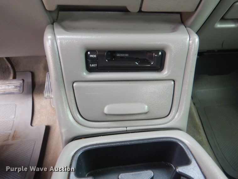 image for item HW9753 2002 Chevrolet Silverado 1500 Ext. Cab pickup truck