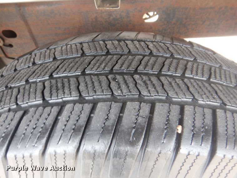 image for item HW9753 2002 Chevrolet Silverado 1500 Ext. Cab pickup truck