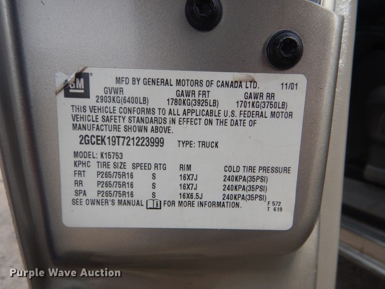 image for item HW9753 2002 Chevrolet Silverado 1500 Ext. Cab pickup truck