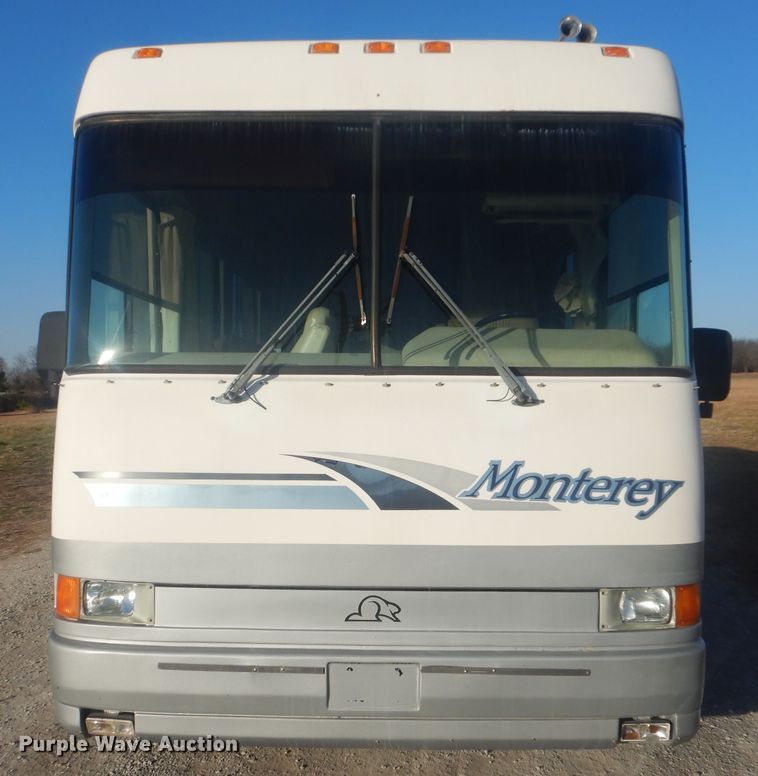 image for item HX9046 1996 Beaver Motor Coaches Monterey  RV