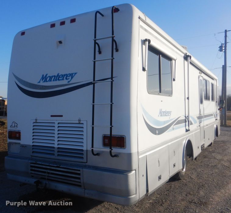 image for item HX9046 1996 Beaver Motor Coaches Monterey  RV