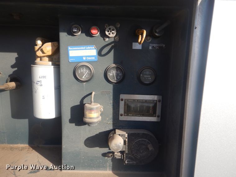 image for item HX9046 1996 Beaver Motor Coaches Monterey  RV