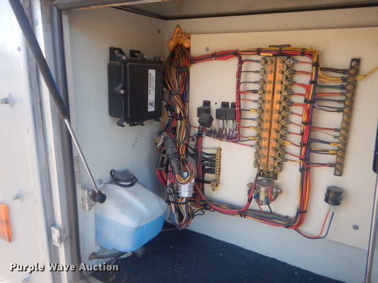 image for item HX9046 1996 Beaver Motor Coaches Monterey  RV