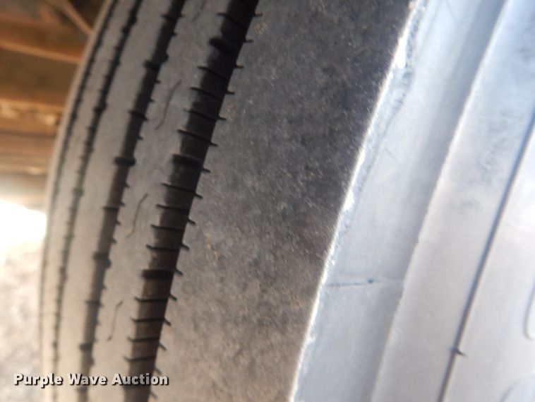 image for item HX9046 1996 Beaver Motor Coaches Monterey  RV