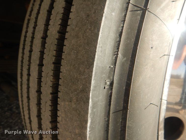 image for item HX9046 1996 Beaver Motor Coaches Monterey  RV