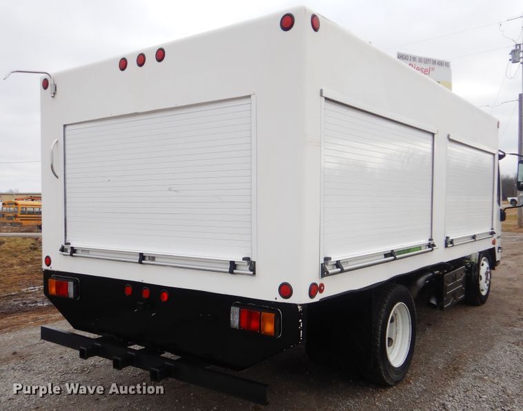 image for item HX9089 2012 Isuzu NPR  sprayer truck