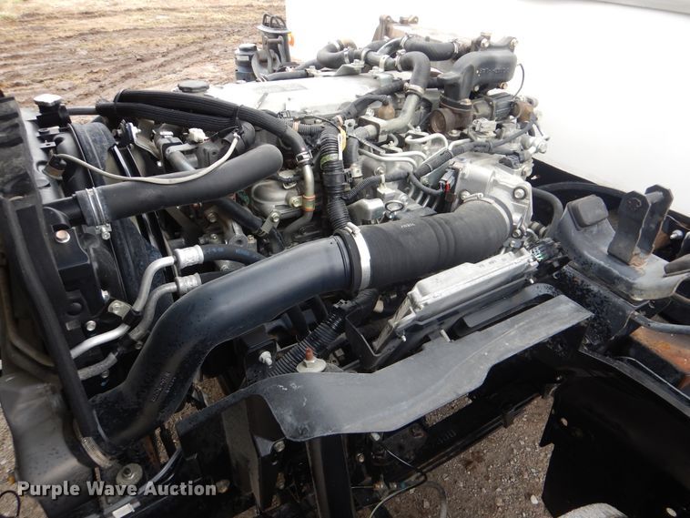 image for item HX9089 2012 Isuzu NPR  sprayer truck