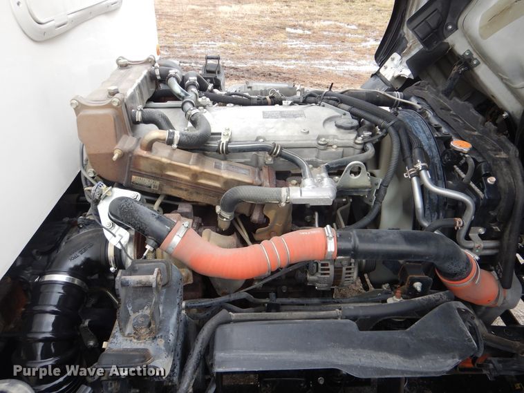 image for item HX9089 2012 Isuzu NPR  sprayer truck