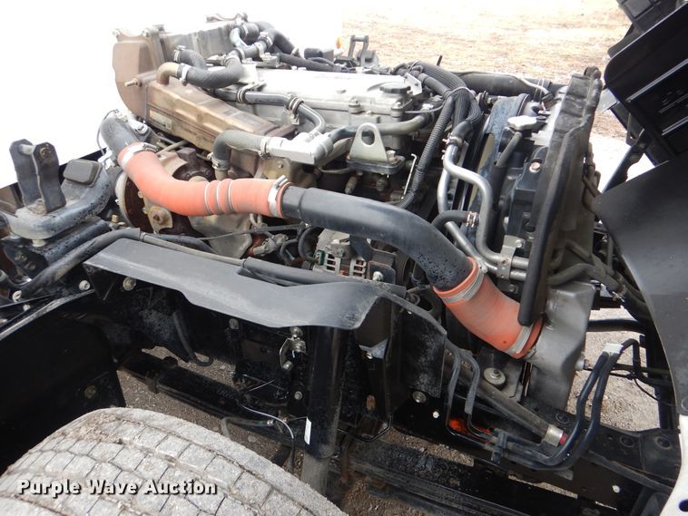 image for item HX9089 2012 Isuzu NPR  sprayer truck