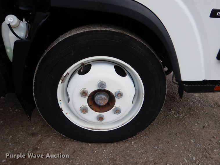 image for item HX9089 2012 Isuzu NPR  sprayer truck