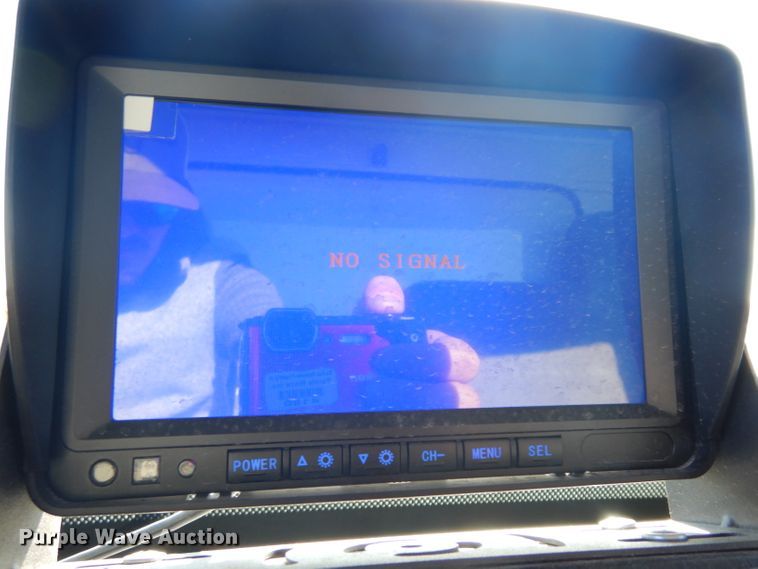 image for item IG9002 2007 Hino 268  box truck