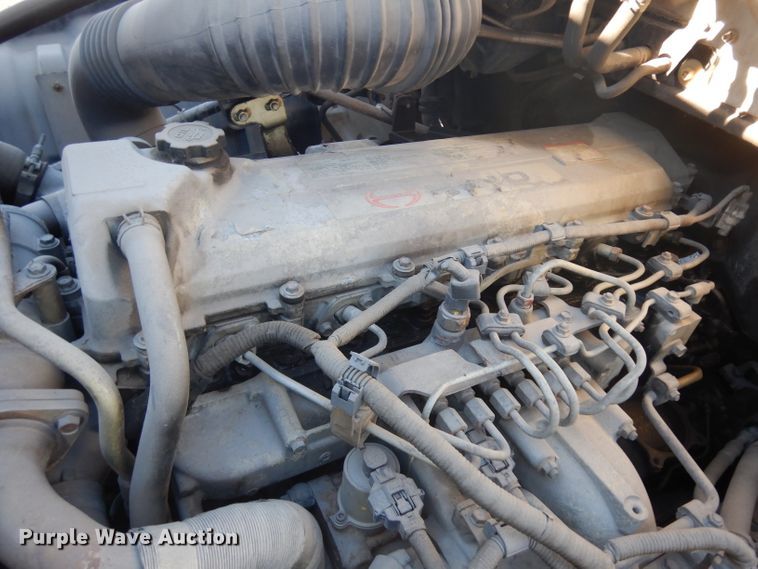 image for item IG9002 2007 Hino 268  box truck