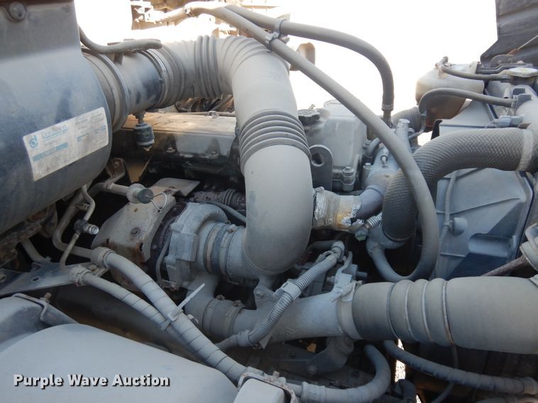 image for item IG9002 2007 Hino 268  box truck