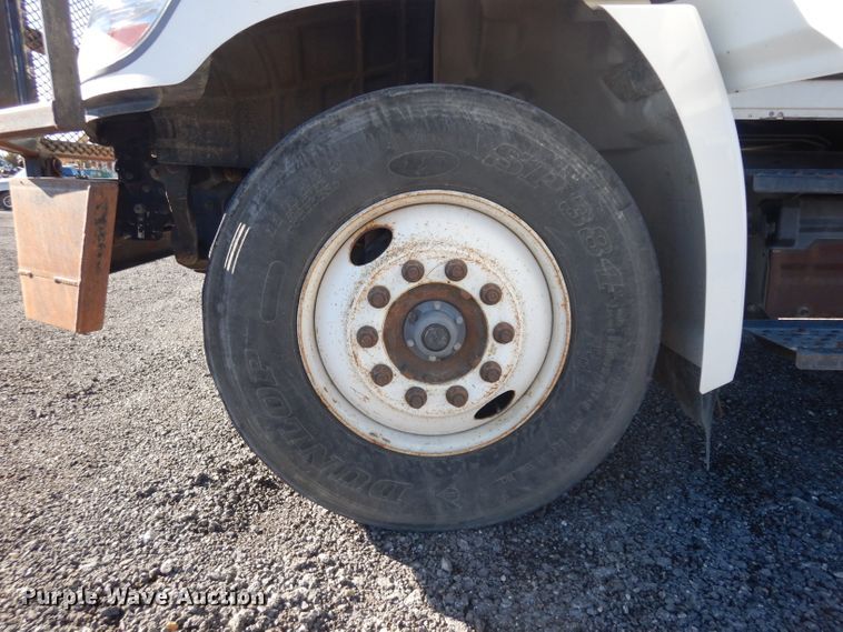 image for item IG9002 2007 Hino 268  box truck