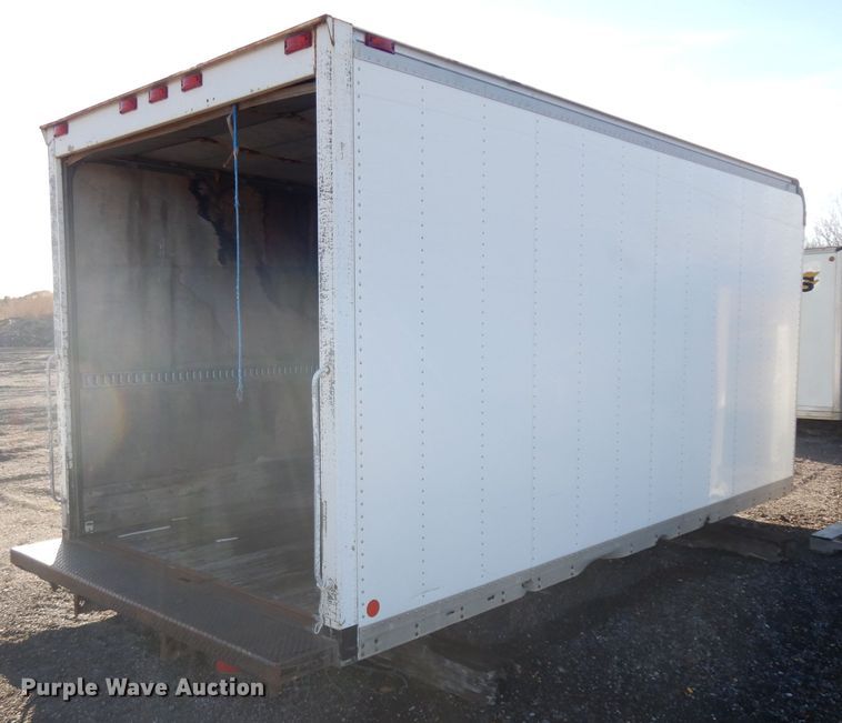 image for item IG9008 2002 Brown box bed