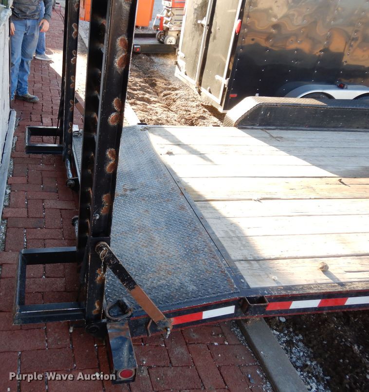 image for item IG9088 2014 Eagle utility trailer