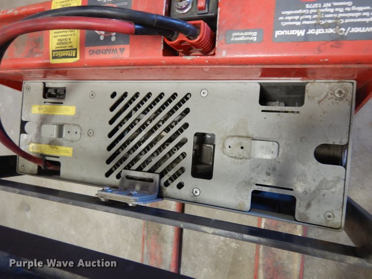 image for item IG9096 Raymond 102T-F45L pallet jack