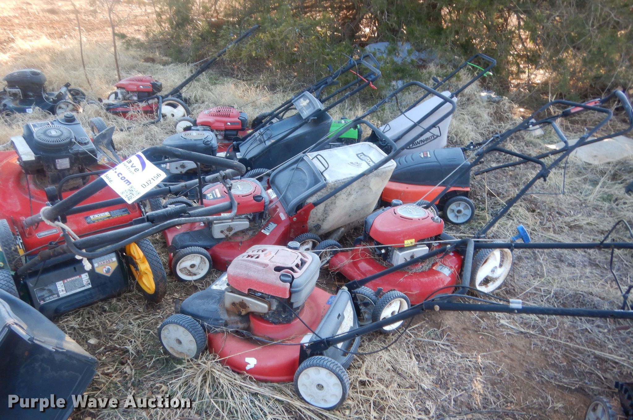 Approximately 13 lawn mowers in Oklahoma City, OK Item DJ2156 sold