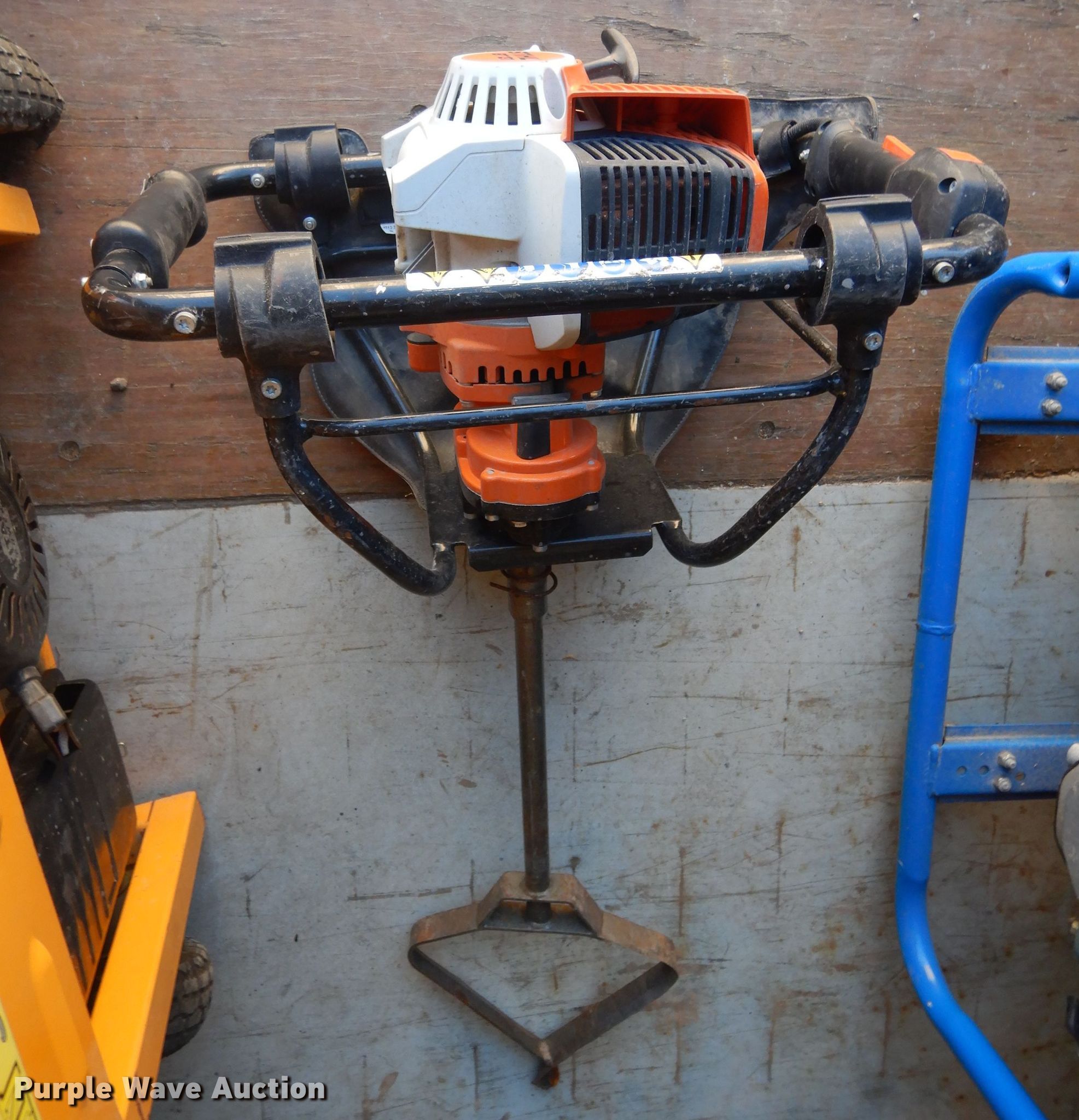 (3) Stihl post hole diggers in Osawatomie, KS Item IG9026 sold