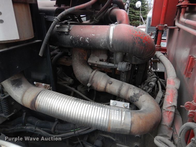 image for item AF9901 1999 Volvo Xpeditor  refuse truck