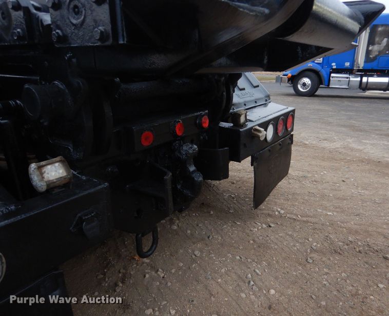 image for item AF9902 2002 Sterling L-Line  roll-off container truck