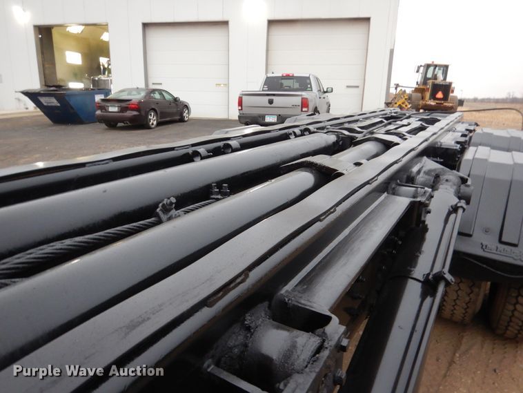 image for item AF9902 2002 Sterling L-Line  roll-off container truck