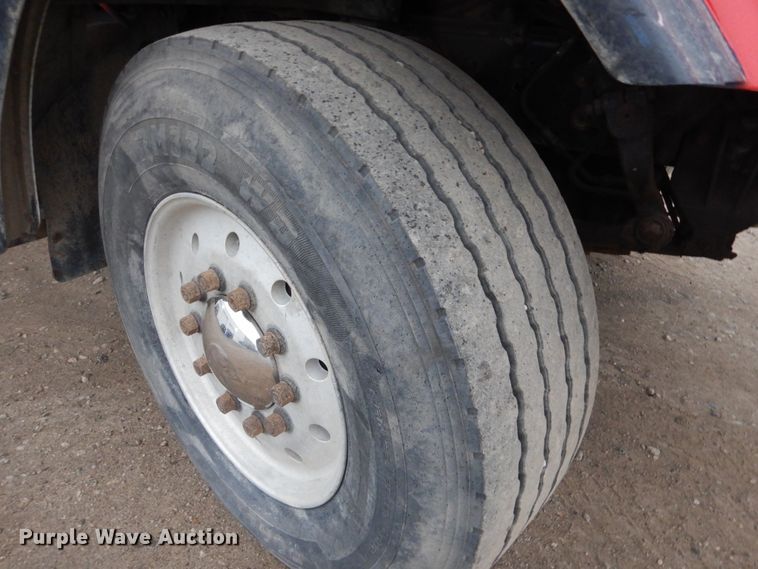 image for item AF9902 2002 Sterling L-Line  roll-off container truck