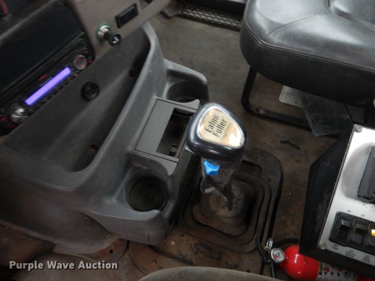 image for item AF9902 2002 Sterling L-Line  roll-off container truck