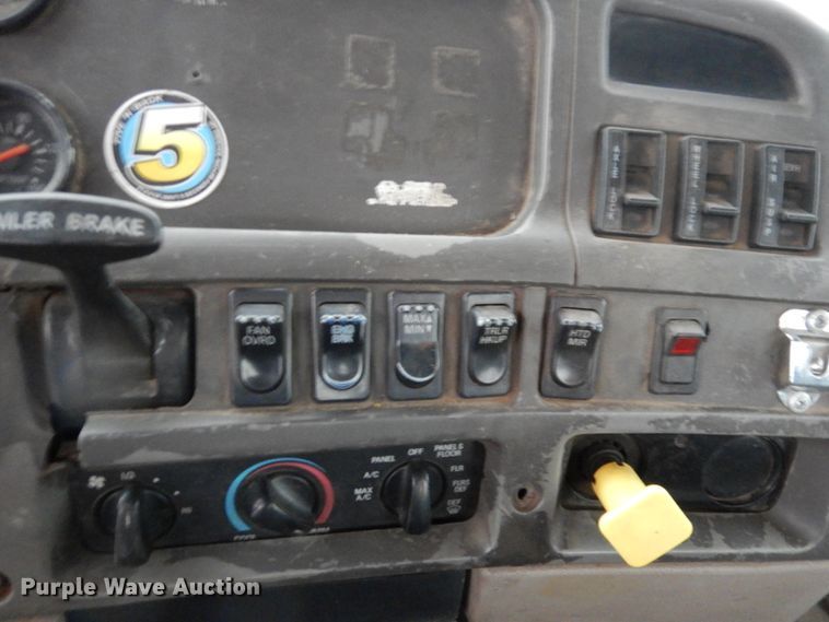 image for item AF9902 2002 Sterling L-Line  roll-off container truck