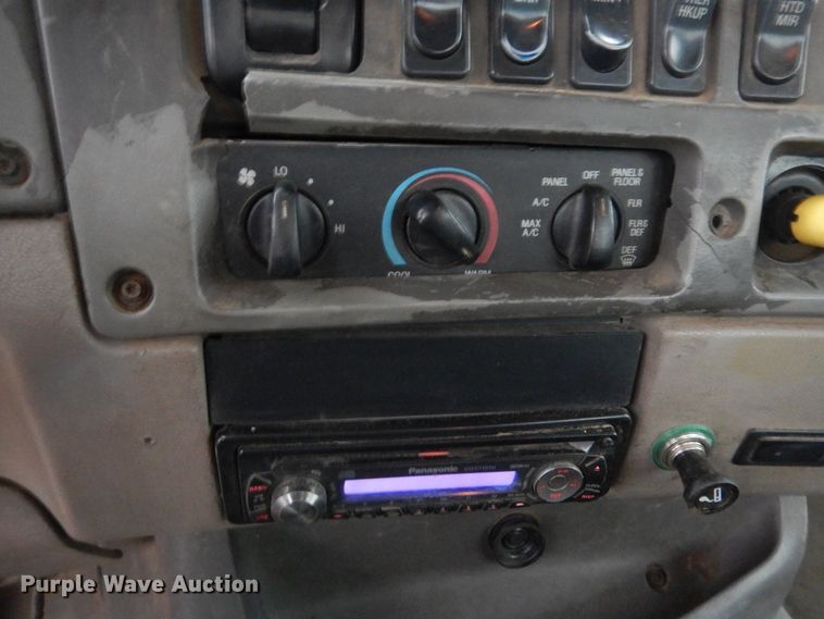 image for item AF9902 2002 Sterling L-Line  roll-off container truck