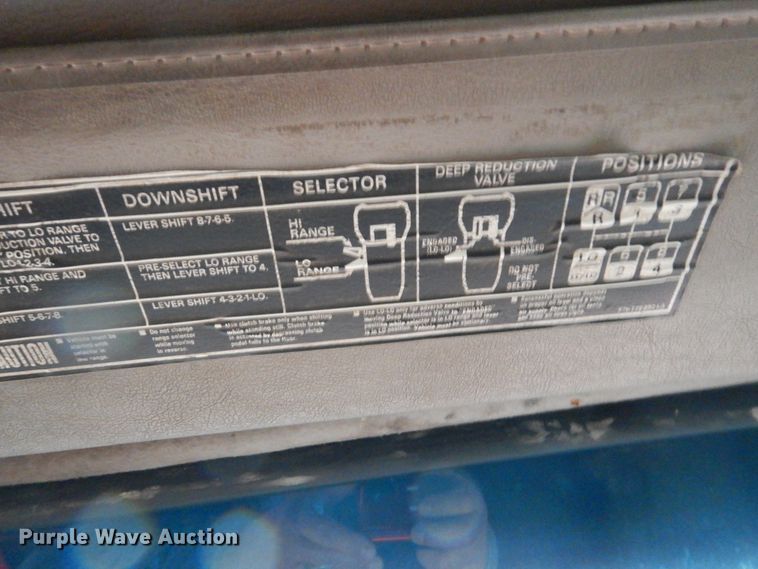 image for item AF9902 2002 Sterling L-Line  roll-off container truck