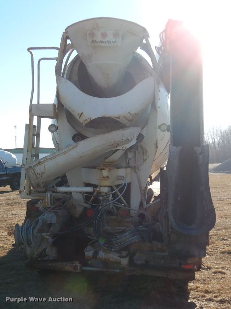 image for item AF9905 1999 Sterling L-Line  ready mix truck