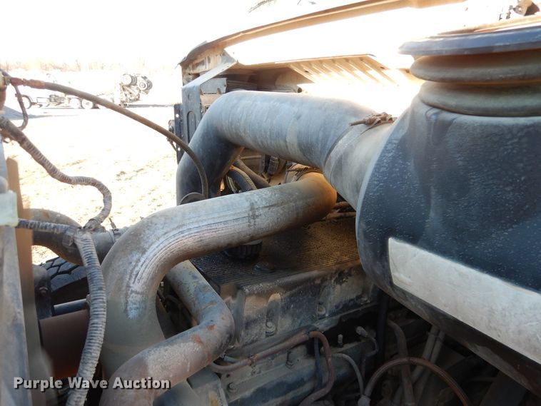 image for item AF9905 1999 Sterling L-Line  ready mix truck