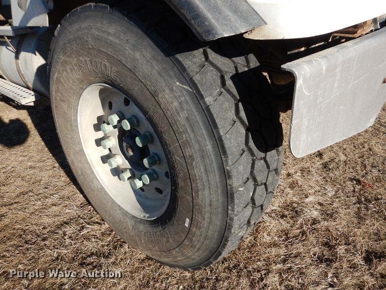 image for item AF9905 1999 Sterling L-Line  ready mix truck