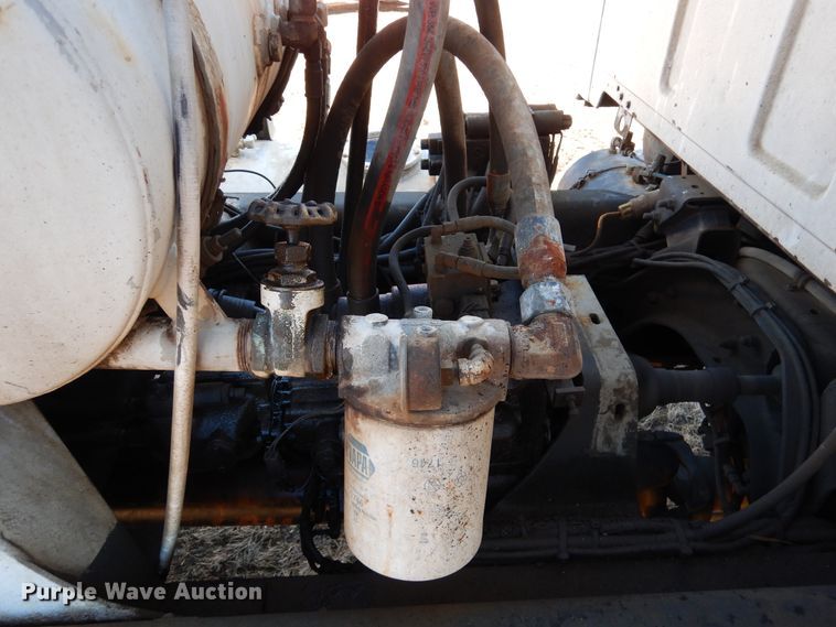 image for item AF9905 1999 Sterling L-Line  ready mix truck