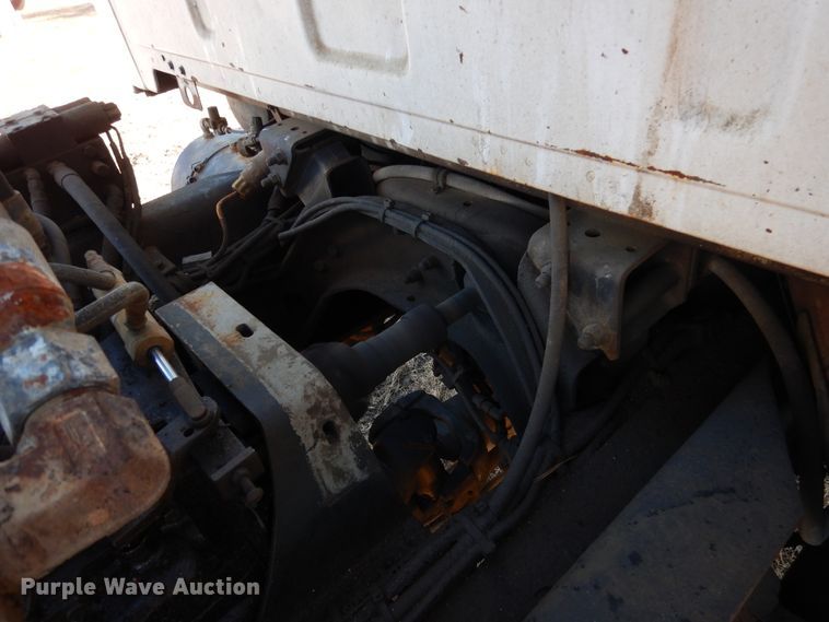 image for item AF9905 1999 Sterling L-Line  ready mix truck