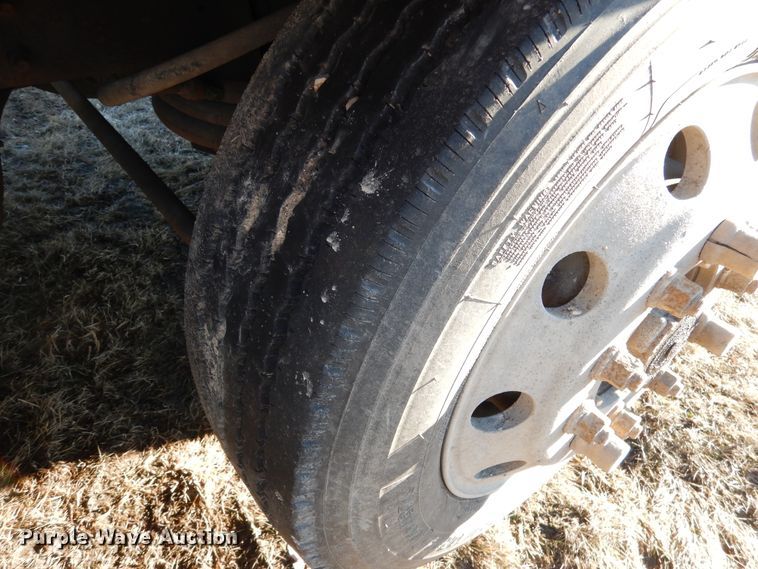 image for item AF9905 1999 Sterling L-Line  ready mix truck