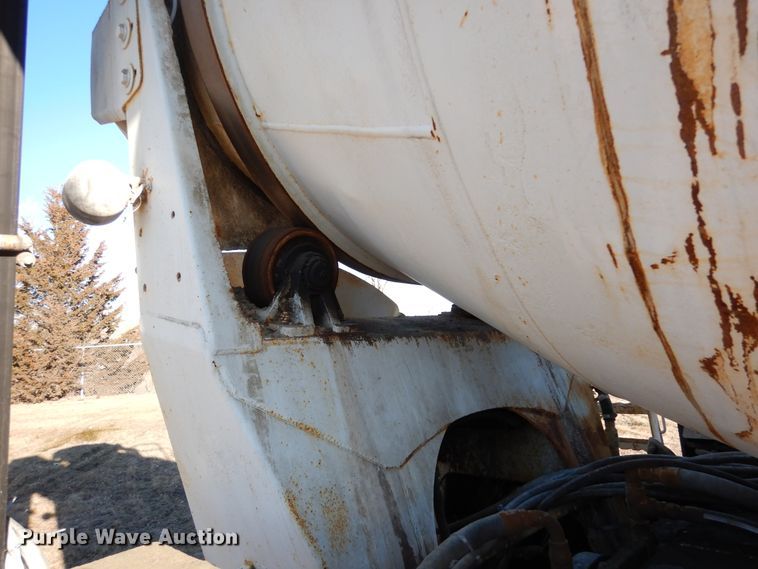 image for item AF9905 1999 Sterling L-Line  ready mix truck