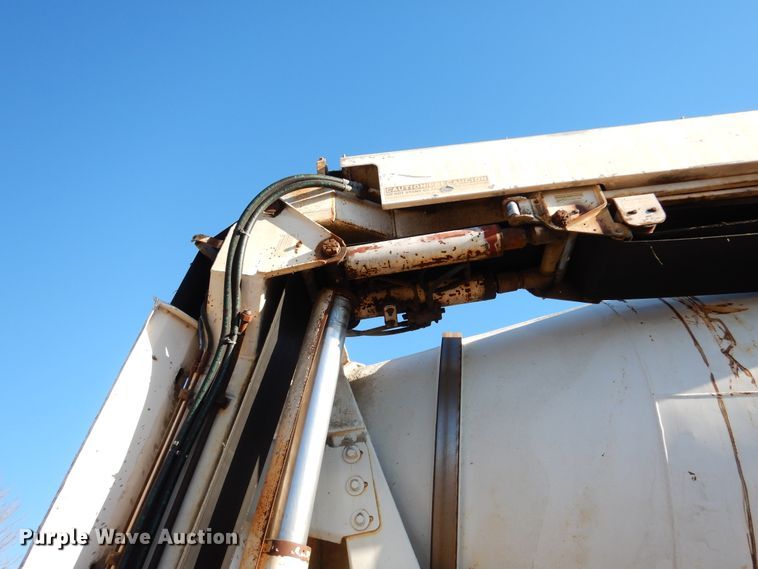 image for item AF9905 1999 Sterling L-Line  ready mix truck