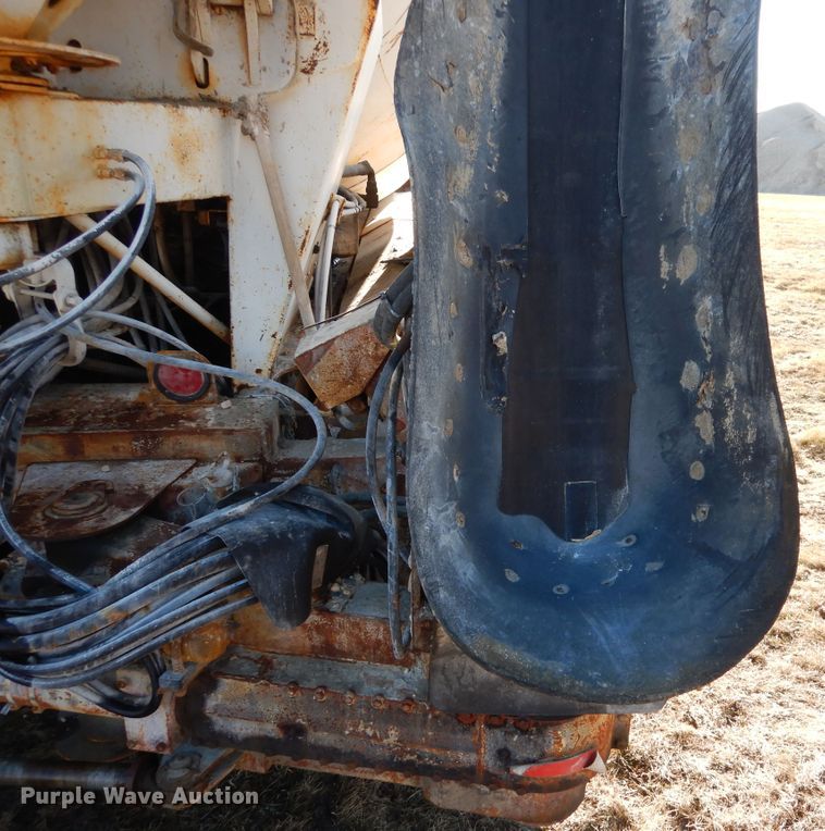 image for item AF9905 1999 Sterling L-Line  ready mix truck