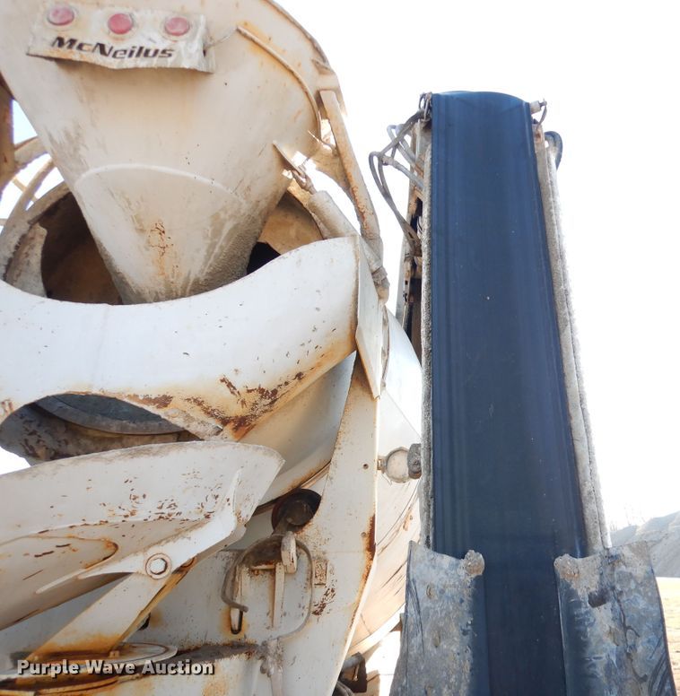 image for item AF9905 1999 Sterling L-Line  ready mix truck