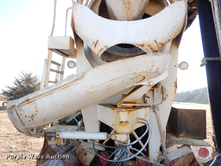 image for item AF9905 1999 Sterling L-Line  ready mix truck