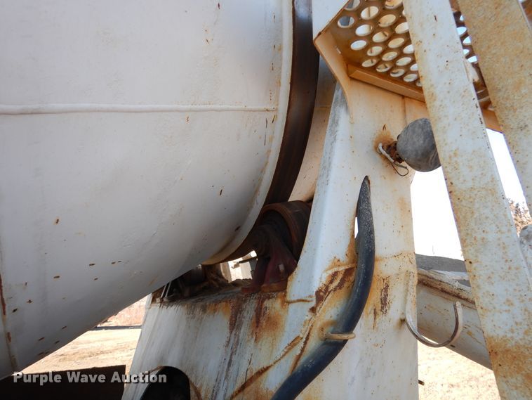 image for item AF9905 1999 Sterling L-Line  ready mix truck