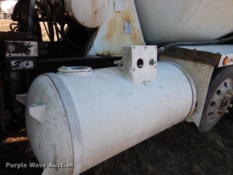 image for item AF9905 1999 Sterling L-Line  ready mix truck