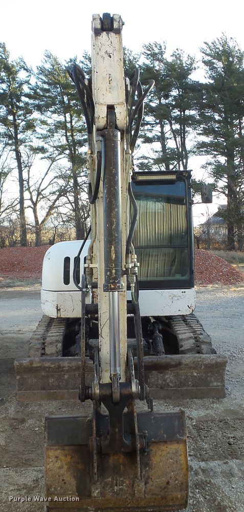 image for item DA7033 2006 Bobcat 442C  mini excavator