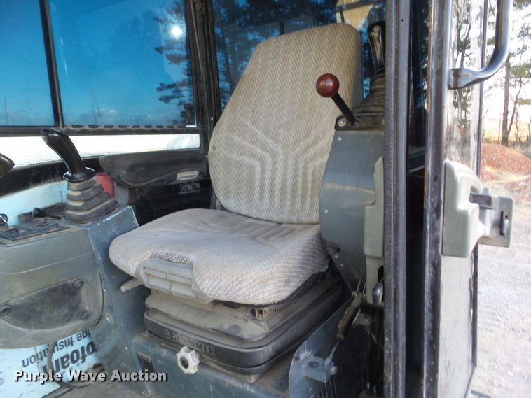 image for item DA7033 2006 Bobcat 442C  mini excavator